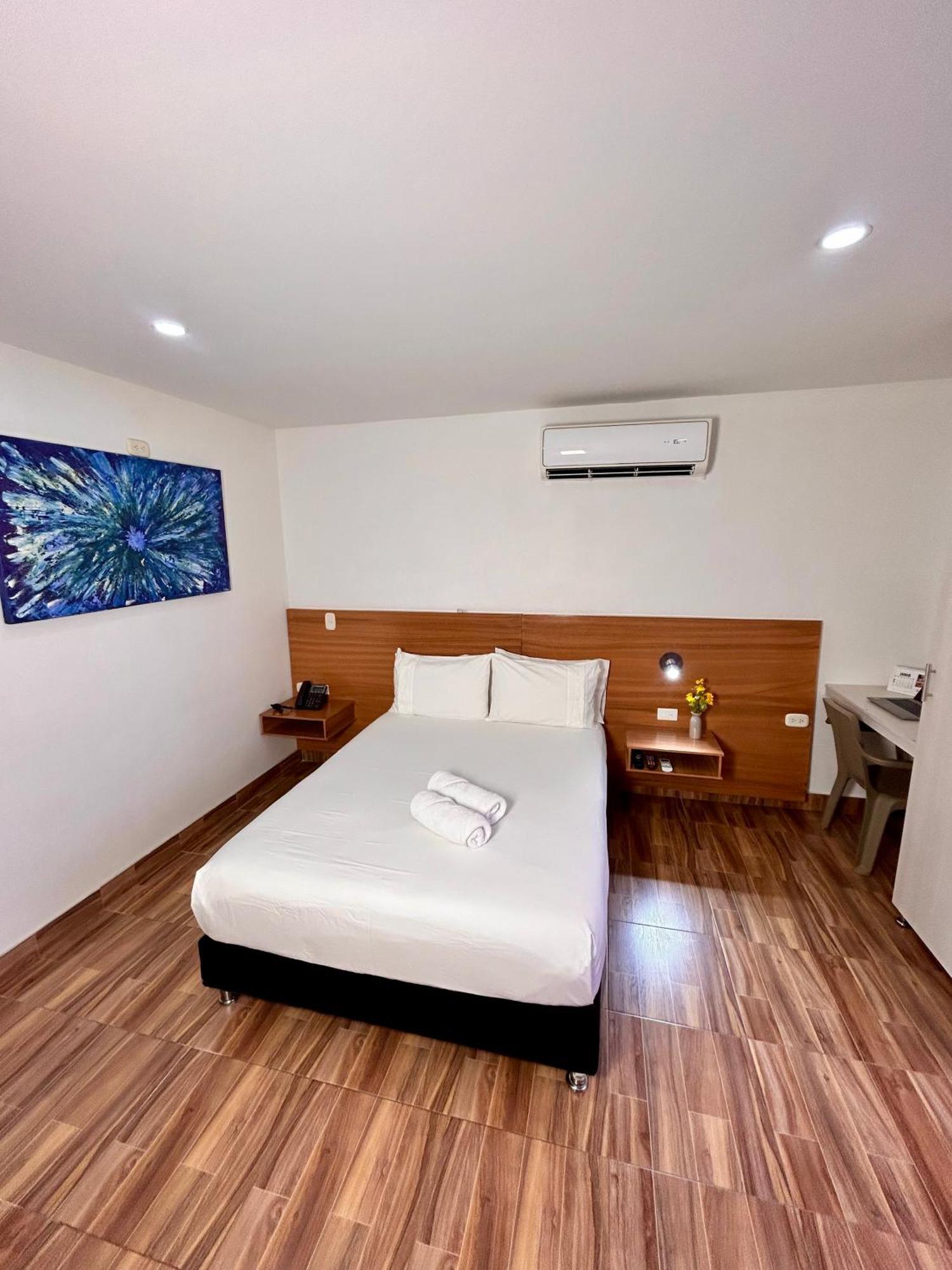 Hotel Berdez Neiva  Luaran gambar